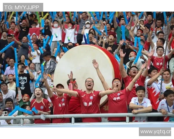 曾在中国赛场闪耀的国际足球明星们的精彩瞬间回顾