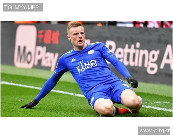 台克球足球明星的崛起与影响力探讨：从草根到巅峰的传奇之路