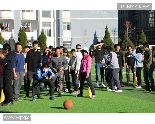 宠妻狂魔足球明星的甜蜜生活与赛场拼搏的双重魅力 宠妻狂魔足球明星的甜蜜生活与赛场拼搏的双重魅力